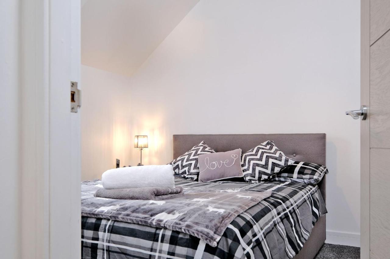 Contemporary Highland House Close To Town And Ben Nevis Fort William Exterior foto
